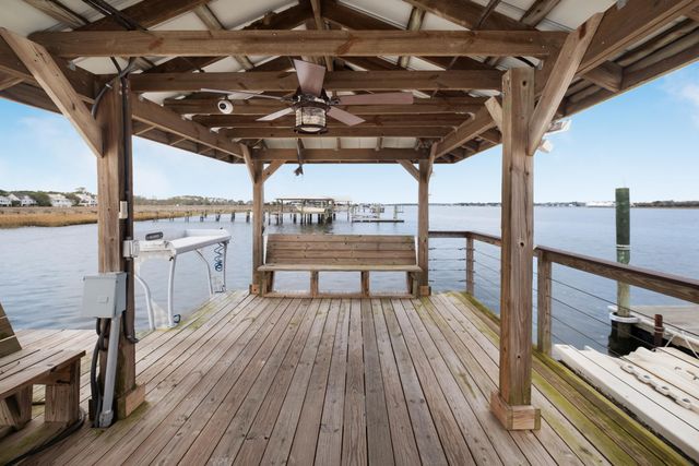 1352 Headquarters Plantation Drive, Johns Island, SC 29455