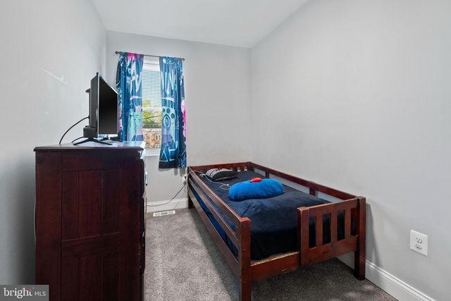 4237 FLOWERTON RD, Baltimore, MD 21229