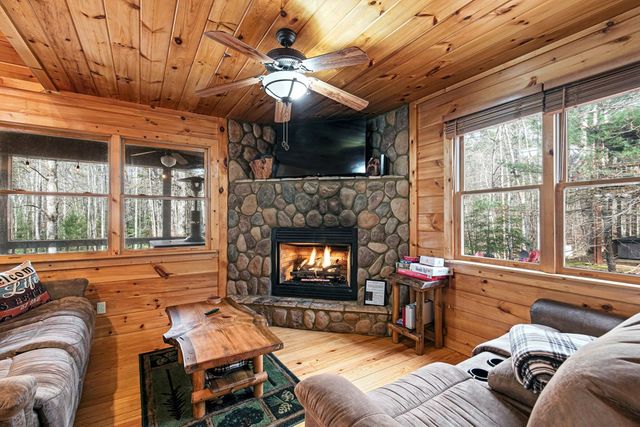 850 Mountain Lake Circle, Blue Ridge, GA 30513