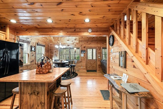 850 Mountain Lake Circle, Blue Ridge, GA 30513