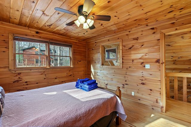 850 Mountain Lake Circle, Blue Ridge, GA 30513