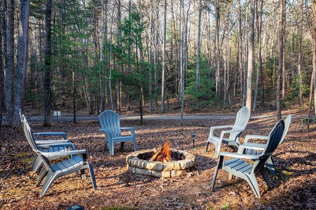 850 Mountain Lake Circle, Blue Ridge, GA 30513