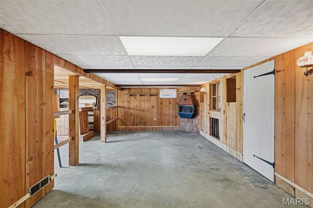 1215 Victory Drive, Unincorporated, MO 63125