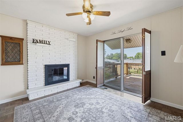 1215 Victory Drive, Unincorporated, MO 63125