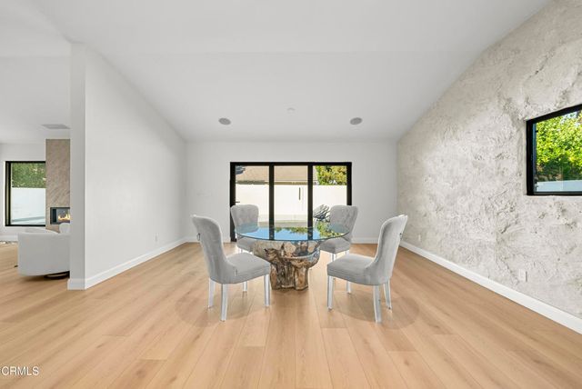 14145 Weddington Street, Sherman Oaks, CA 91401