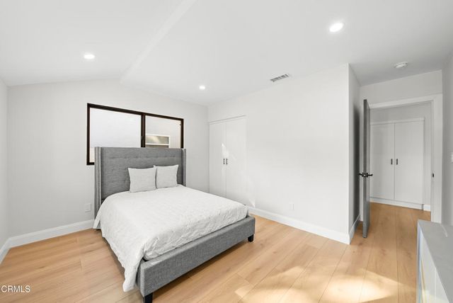 14145 Weddington Street, Sherman Oaks, CA 91401