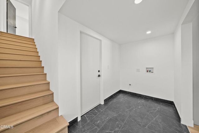 14145 Weddington Street, Sherman Oaks, CA 91401