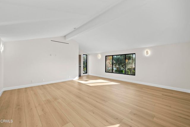 14145 Weddington Street, Sherman Oaks, CA 91401