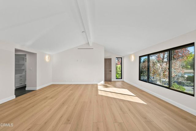 14145 Weddington Street, Sherman Oaks, CA 91401