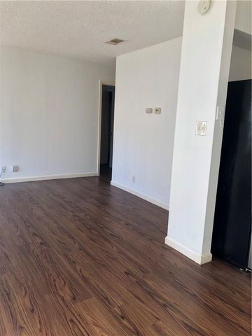 6500 S 1st ST 103, Austin, TX 78745