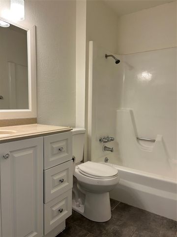 6500 S 1st ST 103, Austin, TX 78745