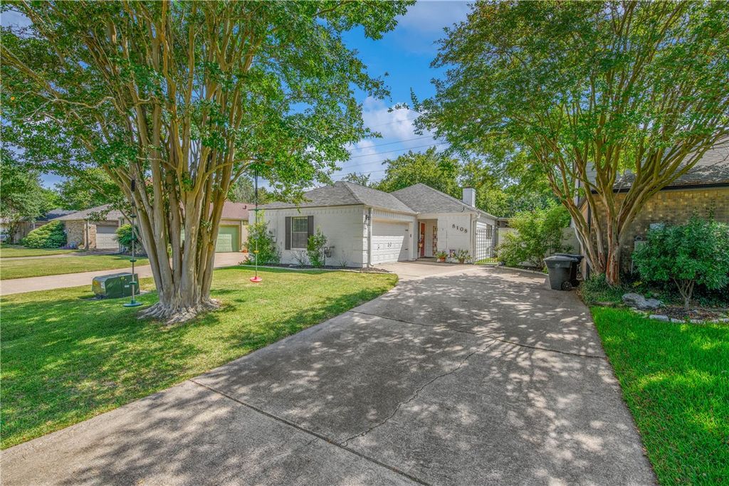 8108 Butler Ridge Drive, College Station, TX 77845