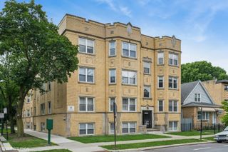 6176 N Winchester Avenue 1, Chicago, IL 60660