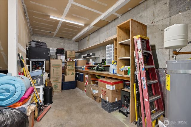 5384 Crystal Springs Drive NE, Bainbridge Island, WA 98110