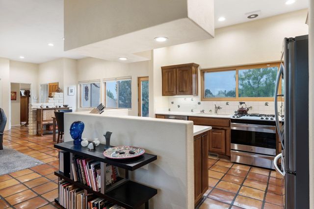 16 Placitas Trails Road, Placitas, NM 87043