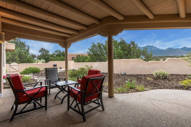 16 Placitas Trails Road, Placitas, NM 87043