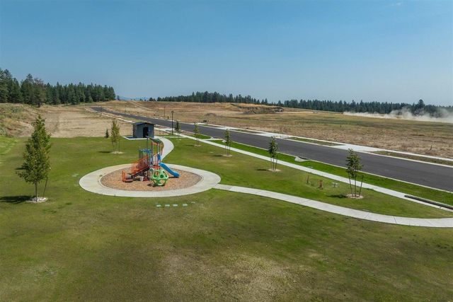 919 E L St, Deer Park, WA 99006