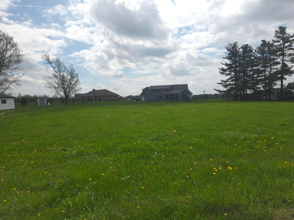 2511 W 133rd Avenue, Crown Point, IN 46307