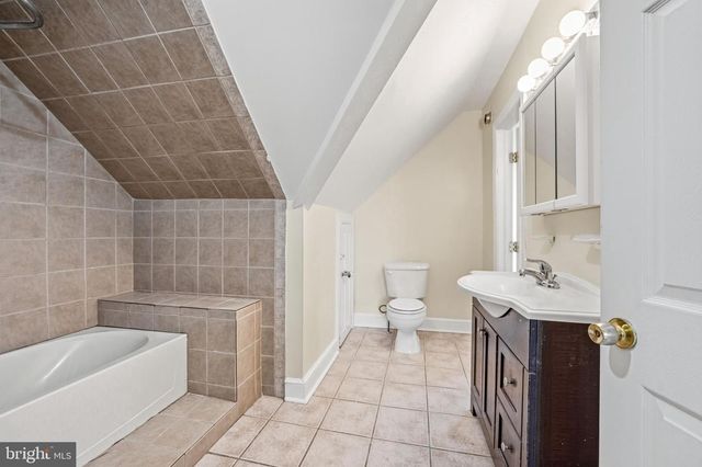 213 S CHURCH ST, Moorestown, NJ 08057