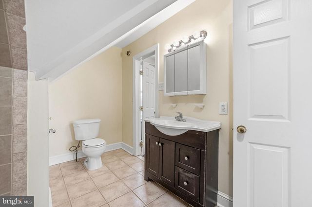 213 S CHURCH ST, Moorestown, NJ 08057