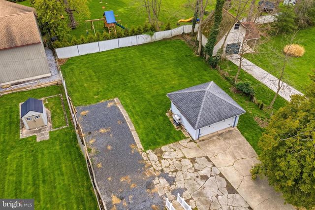 213 S CHURCH ST, Moorestown, NJ 08057