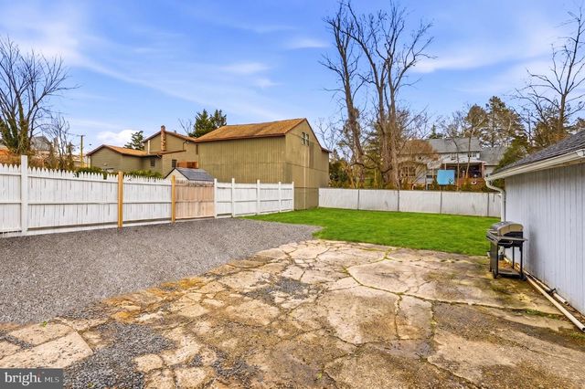 213 S CHURCH ST, Moorestown, NJ 08057
