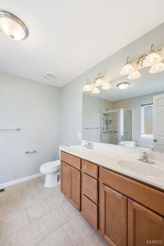 911 Pittsburg Landing Drive, Wentzville, MO 63385