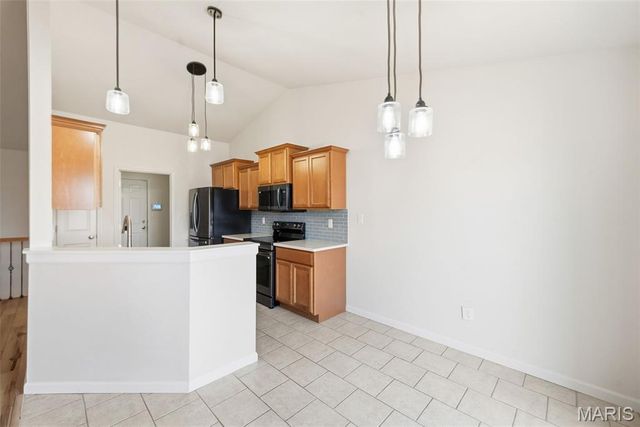 911 Pittsburg Landing Drive, Wentzville, MO 63385