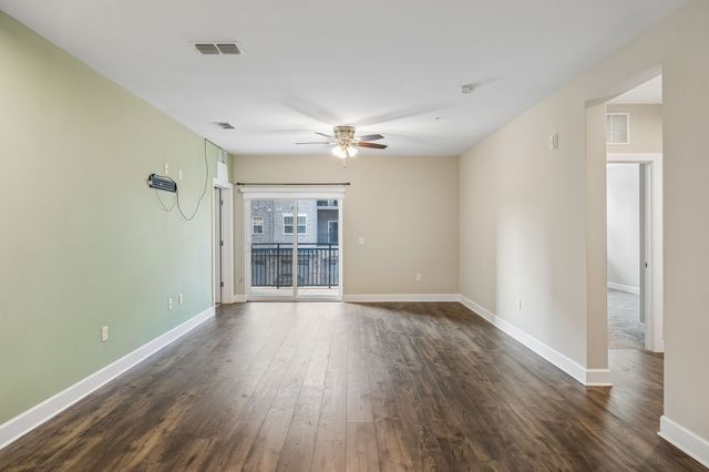 141 Saundersville Rd Apt 1208, Hendersonville, TN 37075