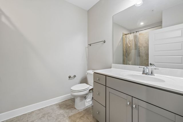 141 Saundersville Rd Apt 1208, Hendersonville, TN 37075