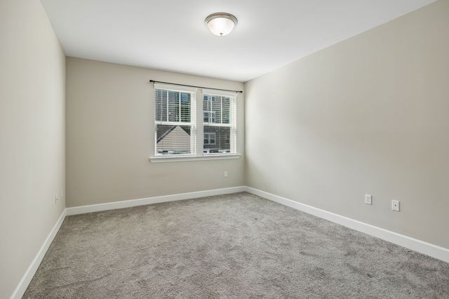 141 Saundersville Rd Apt 1208, Hendersonville, TN 37075