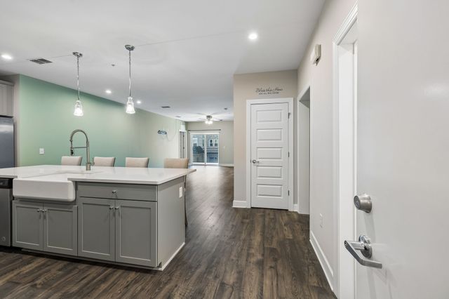 141 Saundersville Rd Apt 1208, Hendersonville, TN 37075