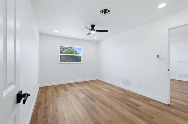 1317 RINGTAIL ROAD, Venice, FL 34293