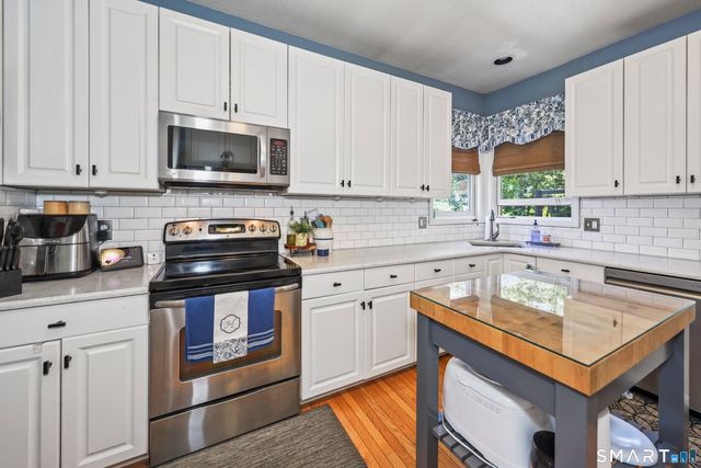 72 Craigie Avenue, Waterbury, CT 06705
