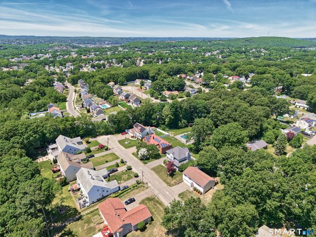 72 Craigie Avenue, Waterbury, CT 06705