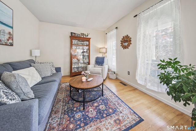 72 Craigie Avenue, Waterbury, CT 06705