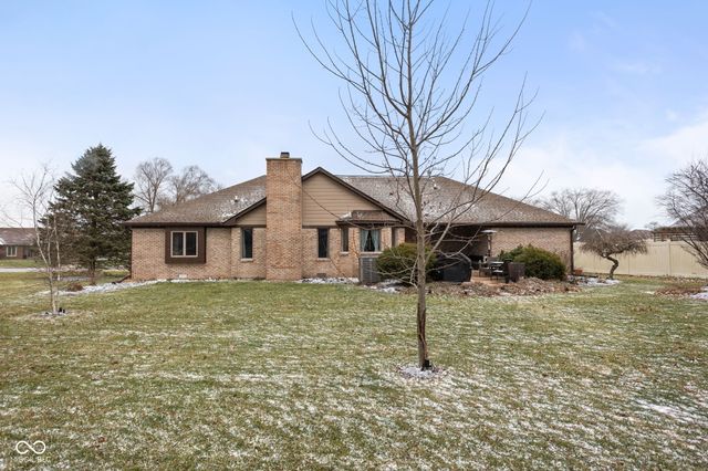 726 Bram Hall Court, Avon, IN 46123