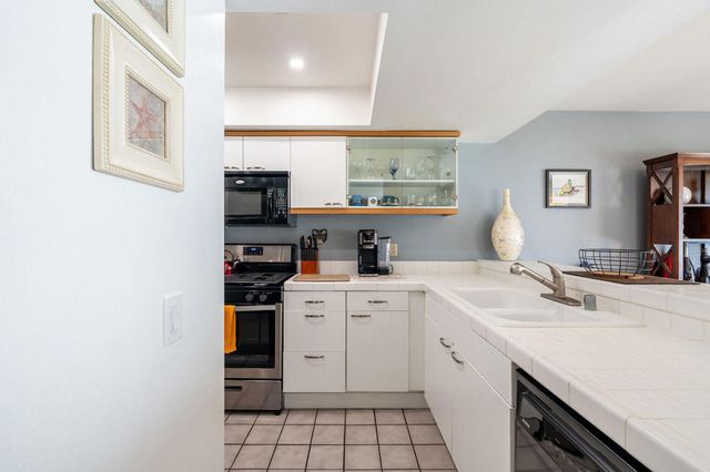 35200 Cathedral Canyon Drive B10, Cathedral City, CA 92234