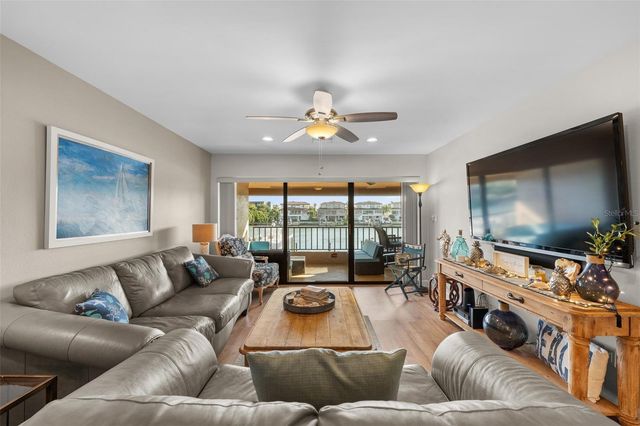 4750 BRITTANY DRIVE S 126, St Petersburg, FL 33715