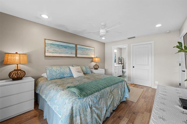 4750 BRITTANY DRIVE S 126, St Petersburg, FL 33715