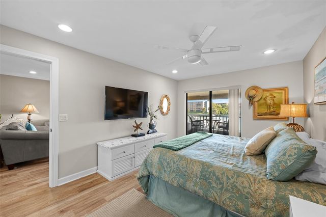 4750 BRITTANY DRIVE S 126, St Petersburg, FL 33715