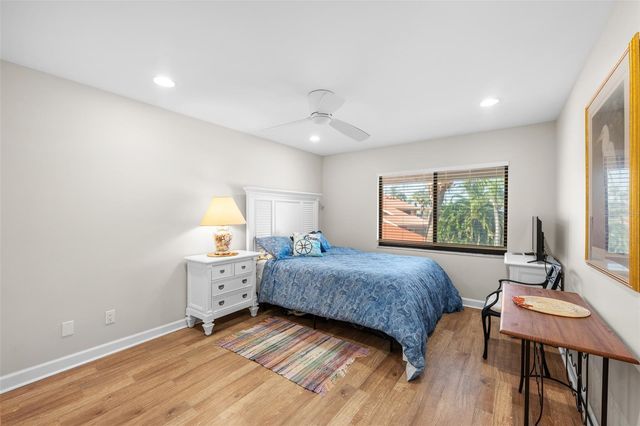 4750 BRITTANY DRIVE S 126, St Petersburg, FL 33715