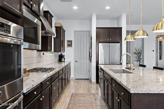 7871 S STUART Avenue, Gilbert, AZ 85298