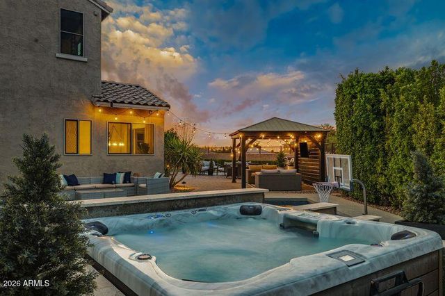 7871 S STUART Avenue, Gilbert, AZ 85298