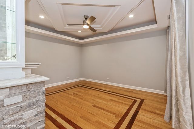 6414 N Albany Avenue 1E, Chicago, IL 60645