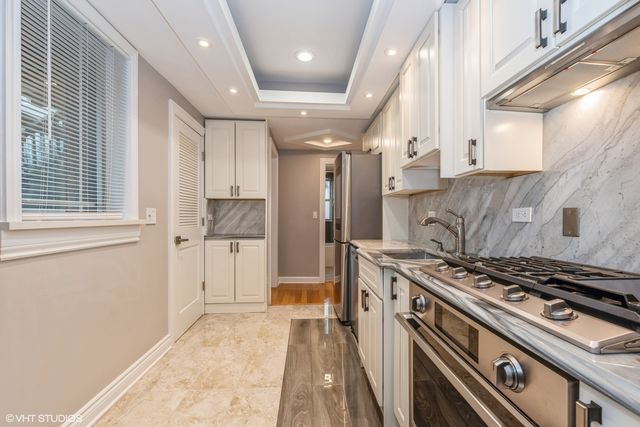 6414 N Albany Avenue 1E, Chicago, IL 60645