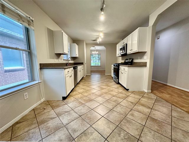 21907 Willow Downs Drive, Tomball, TX 77375