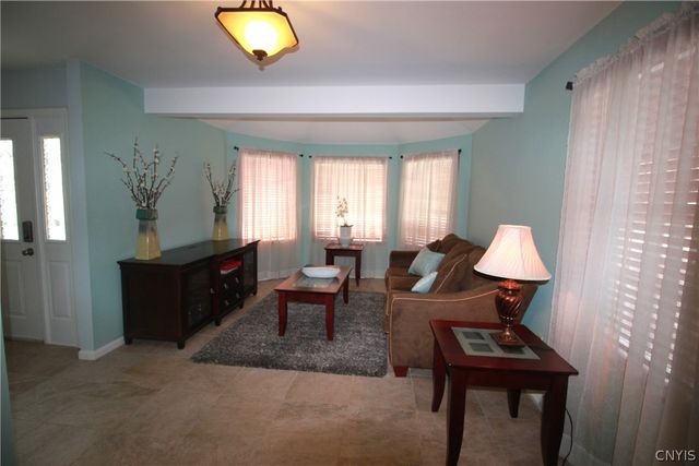 107 Norwood Avenue East, Salina, NY 13088