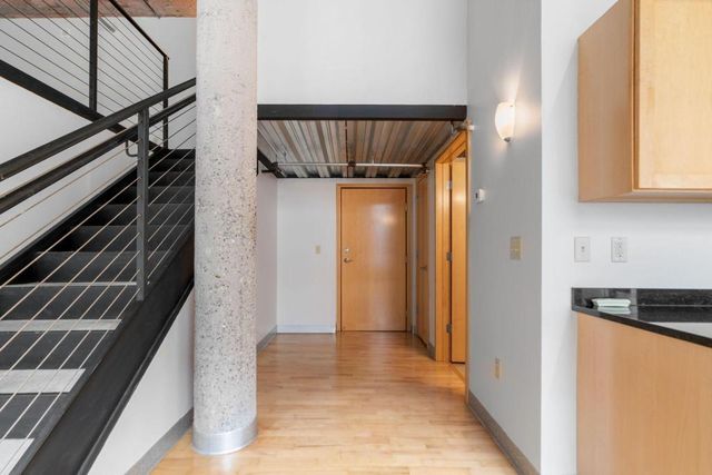 521 S 7th Street 619, Minneapolis, MN 55415