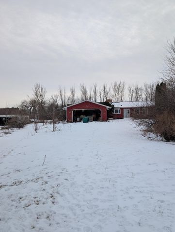 6026 64th Avenue S, Horace, ND 58047